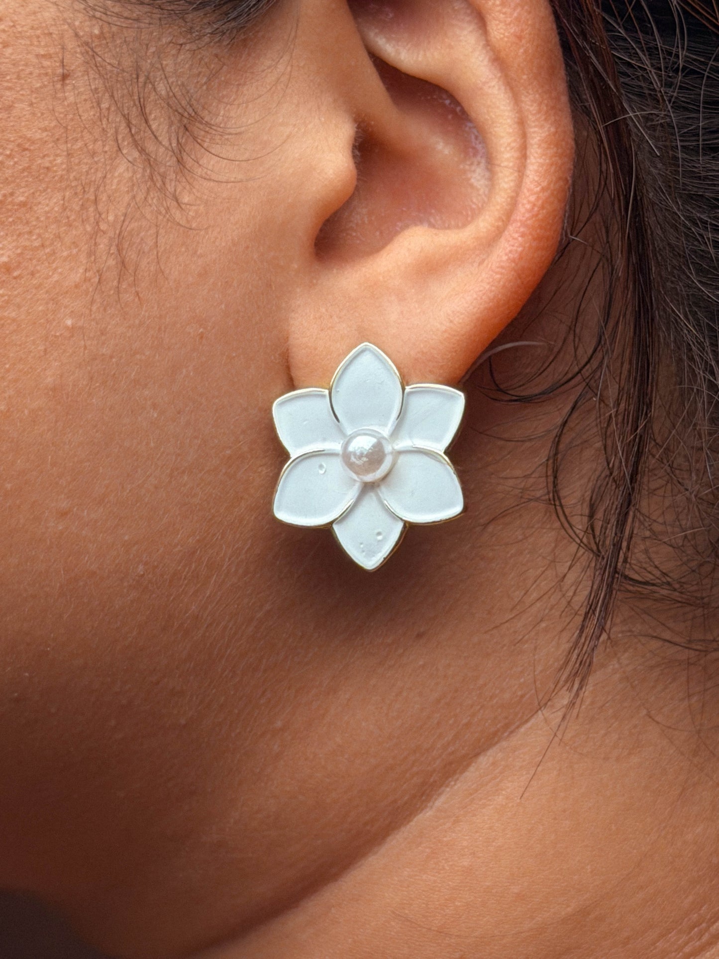 White Floral Earrings