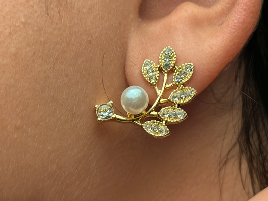 Leaf Pearl Stud Earrings