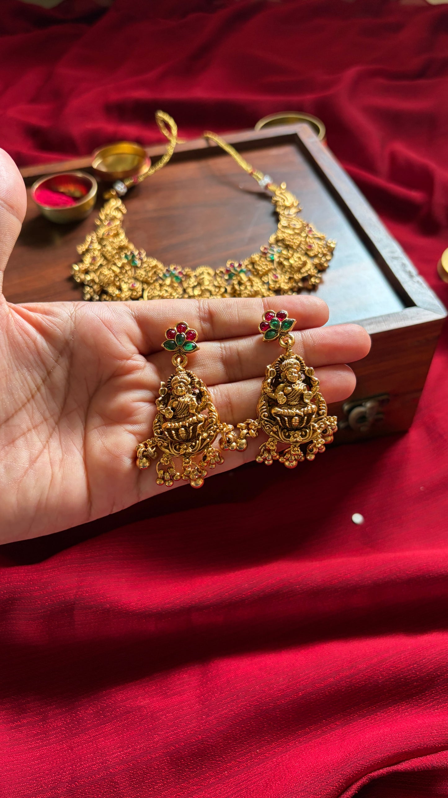 Lakshmi Maala