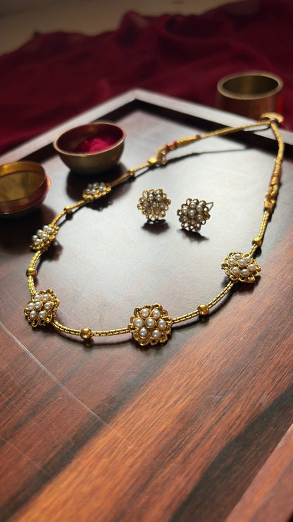 Traditional Floral Choker