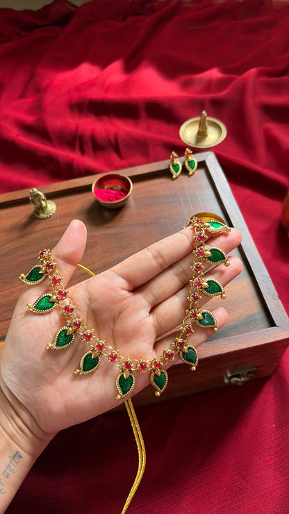 Palakka Maala Choker