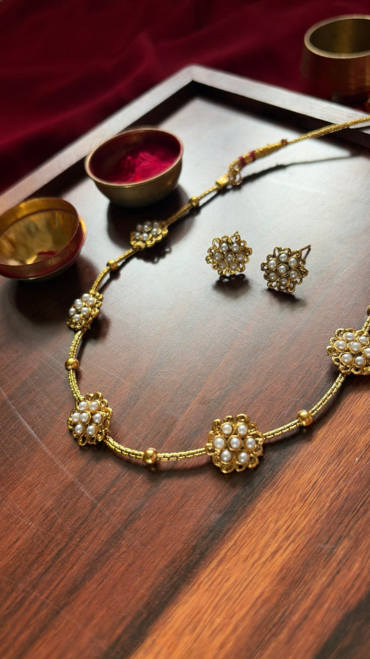 Traditional Floral Choker