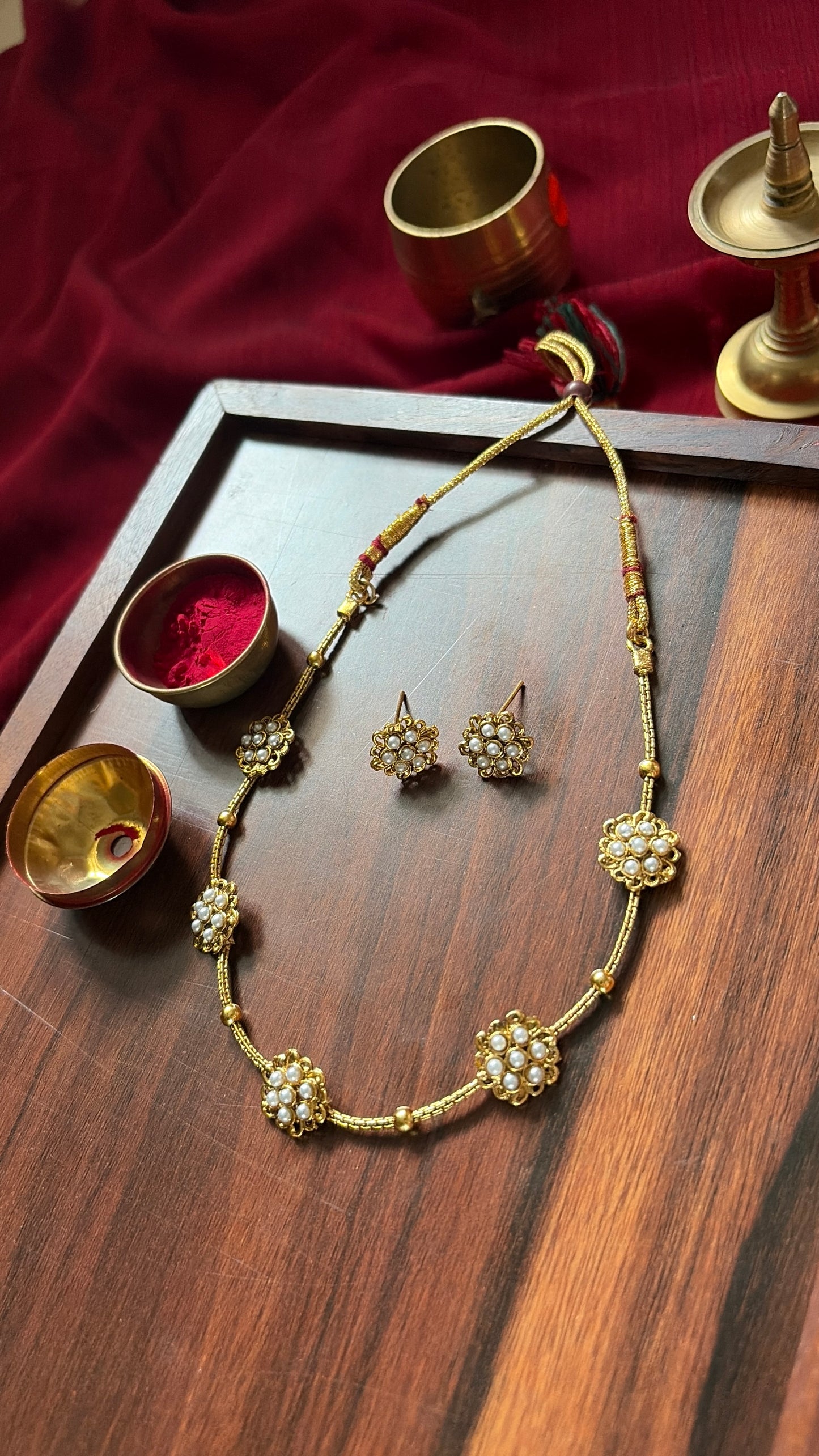 Traditional Floral Choker