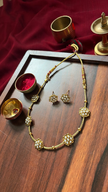Traditional Floral Choker